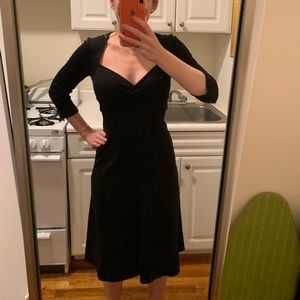 Diane Von Furstenburg V neck dress